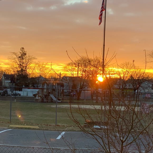 Meet your Posher, Ana - Picture 1 of 1